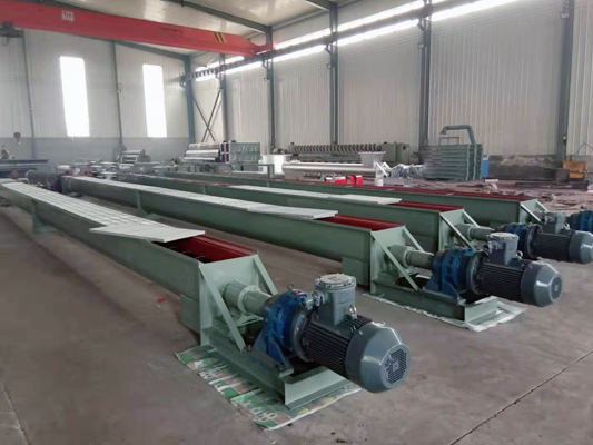 鋼格欄螺旋輸送機(jī) 鋼格欄螺旋輸送機(jī)